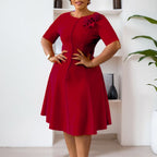 Robe midi col rond élégante - Design épuré et intemporel
