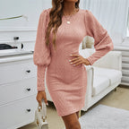 Robe courte tricotée à manches longues