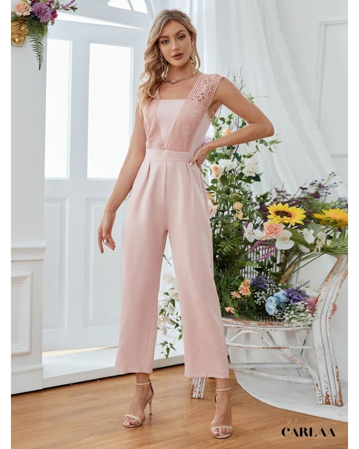 Women's lace jumpsuit with slanted pockets