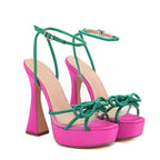 Talons aiguilles sandales élégantes avec boucle nœud
