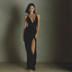 Robe longue satinée élégante — Ceinture noeuds et fente