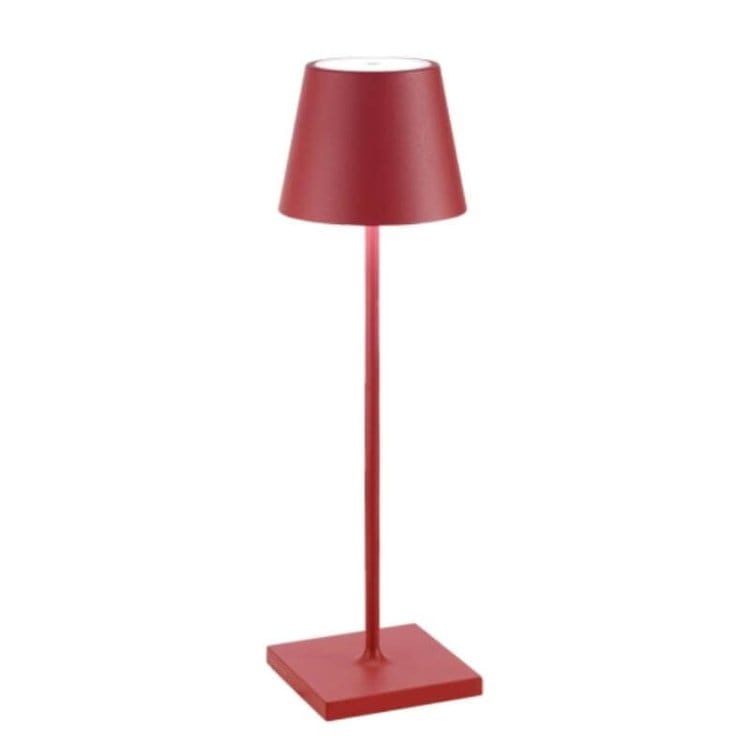 Lampe de table rouge moderne avec abat-jour conique, design minimaliste, idéale pour décoration intérieure, éclairage d'ambiance élégant.