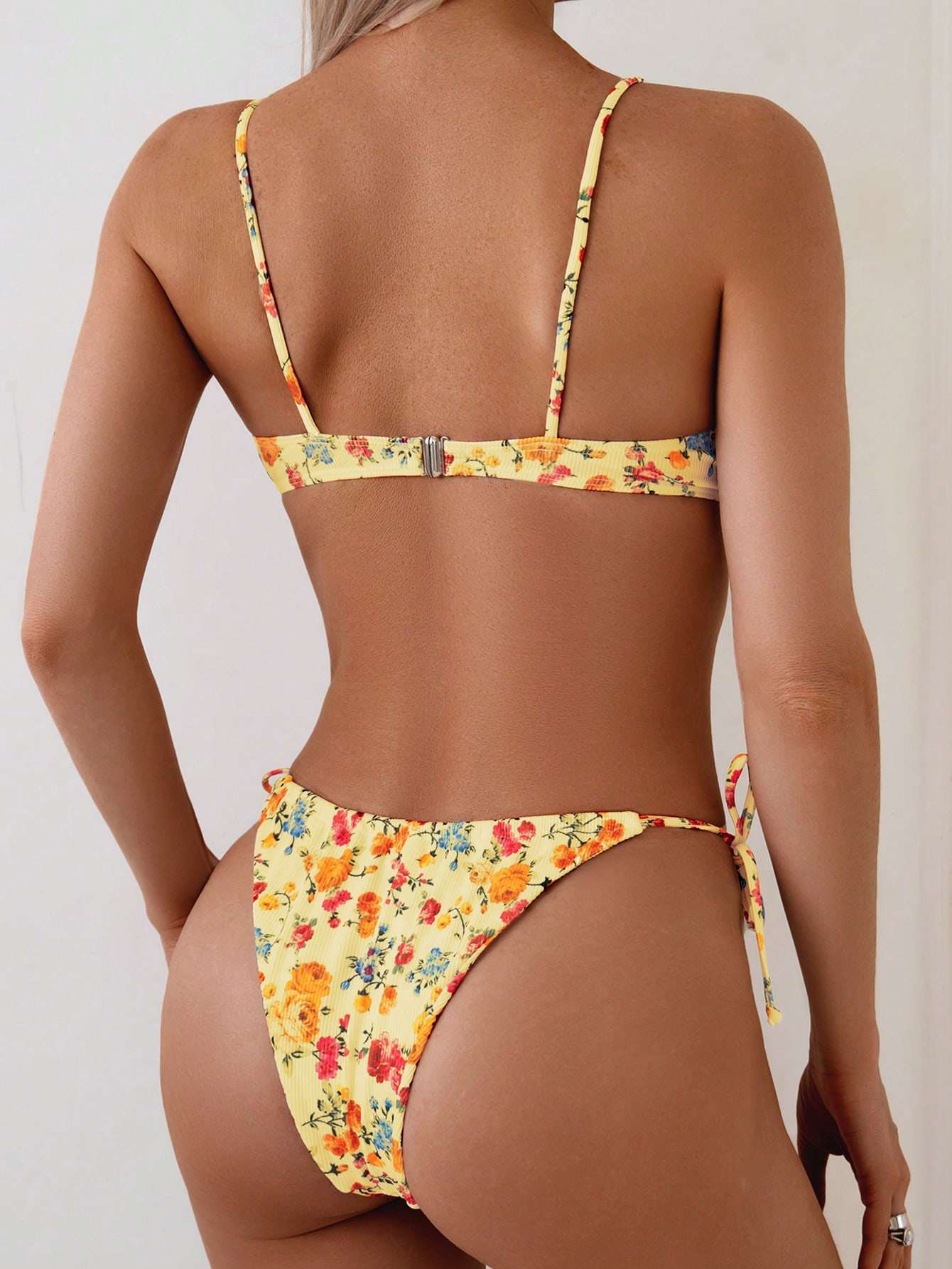 Sylvia — Bikini deux-pièces à motif floral