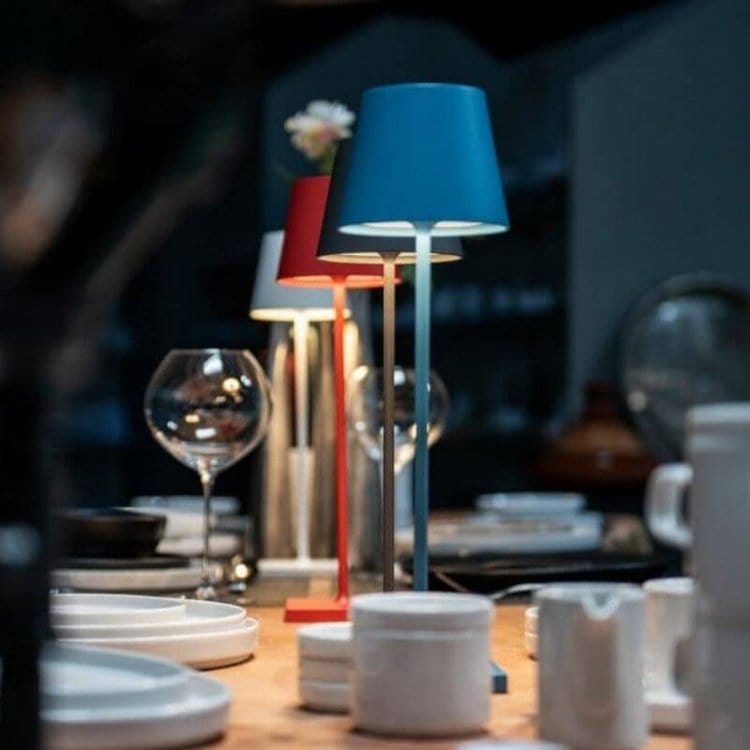 Lampe LED de table étanche compatible Alexa – design minimaliste & commande vocale