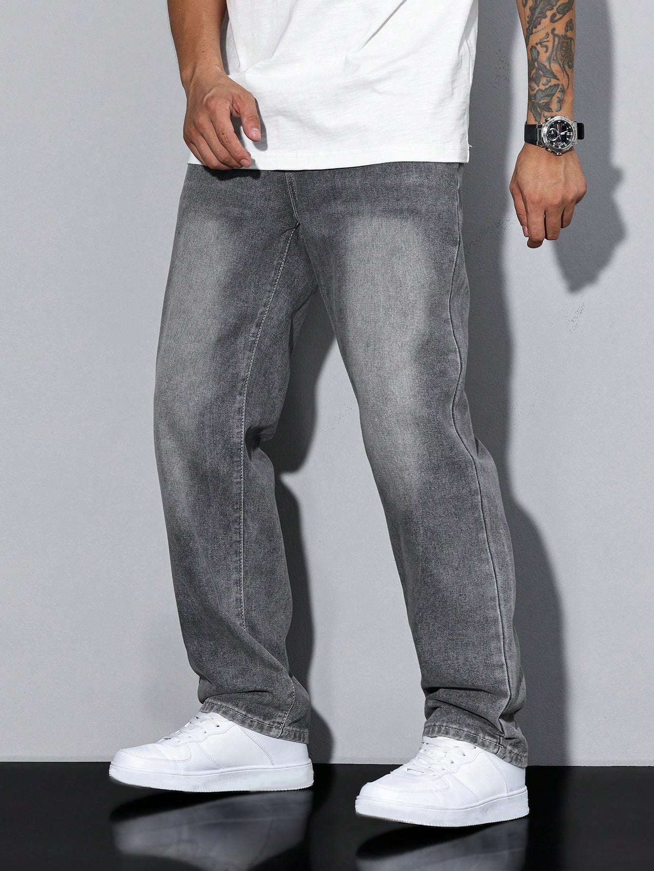 Jeans pour hommes à jambes droites et coupe ample et confortable