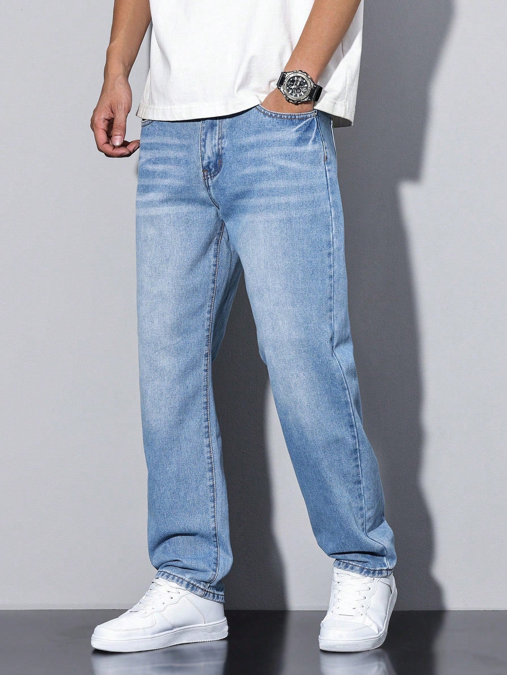 Jeans pour hommes à jambes droites et coupe ample et confortable