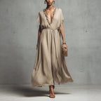 Robe loose-fit col V — Élégance décontractée