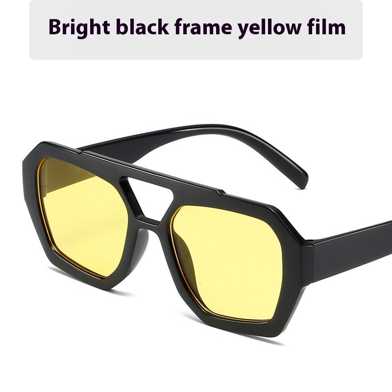 Lunette de soleil carrée - Chic&Shines