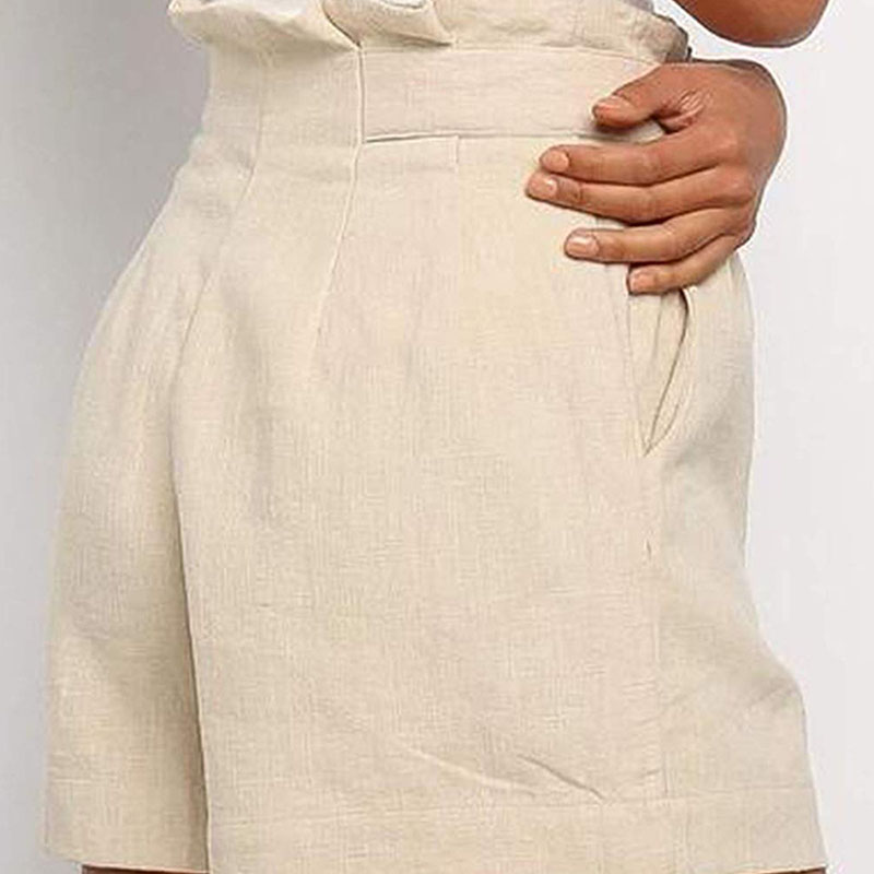 High-waisted button-front shorts with pockets