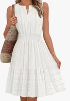 Bohemian pleated linen dress, round neck, fitted waist