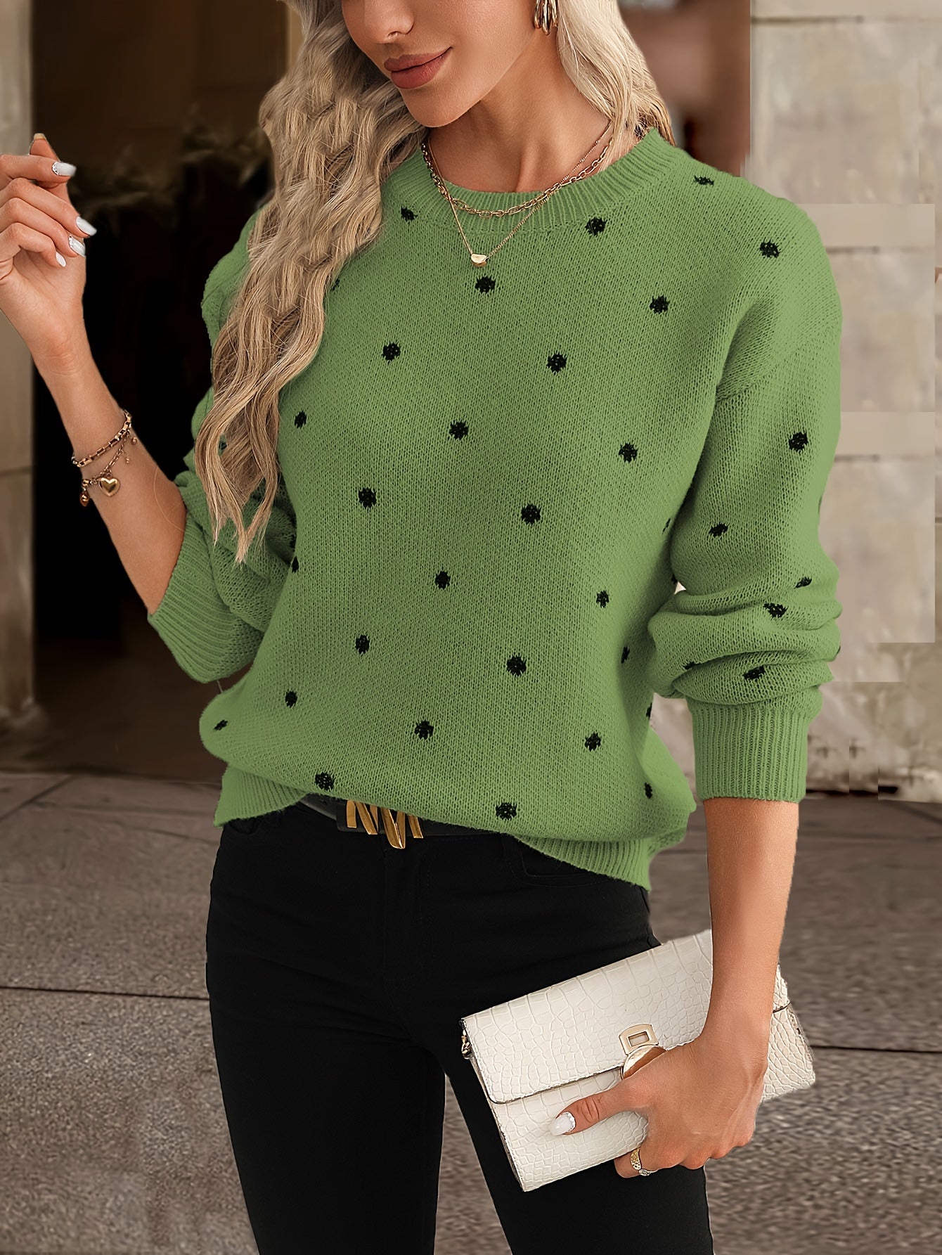 Pull à pois Zara : décontracté et élégant pour femme en automne et en hiver