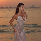 Robe dos nu à paillettes blanc cassé