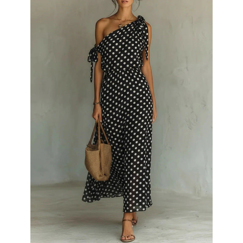 Robe asymétrique à pois imprimée - Élégance moderne