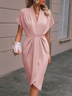 Robe mi-longue plissée col V manches courtes - Chic&Shines