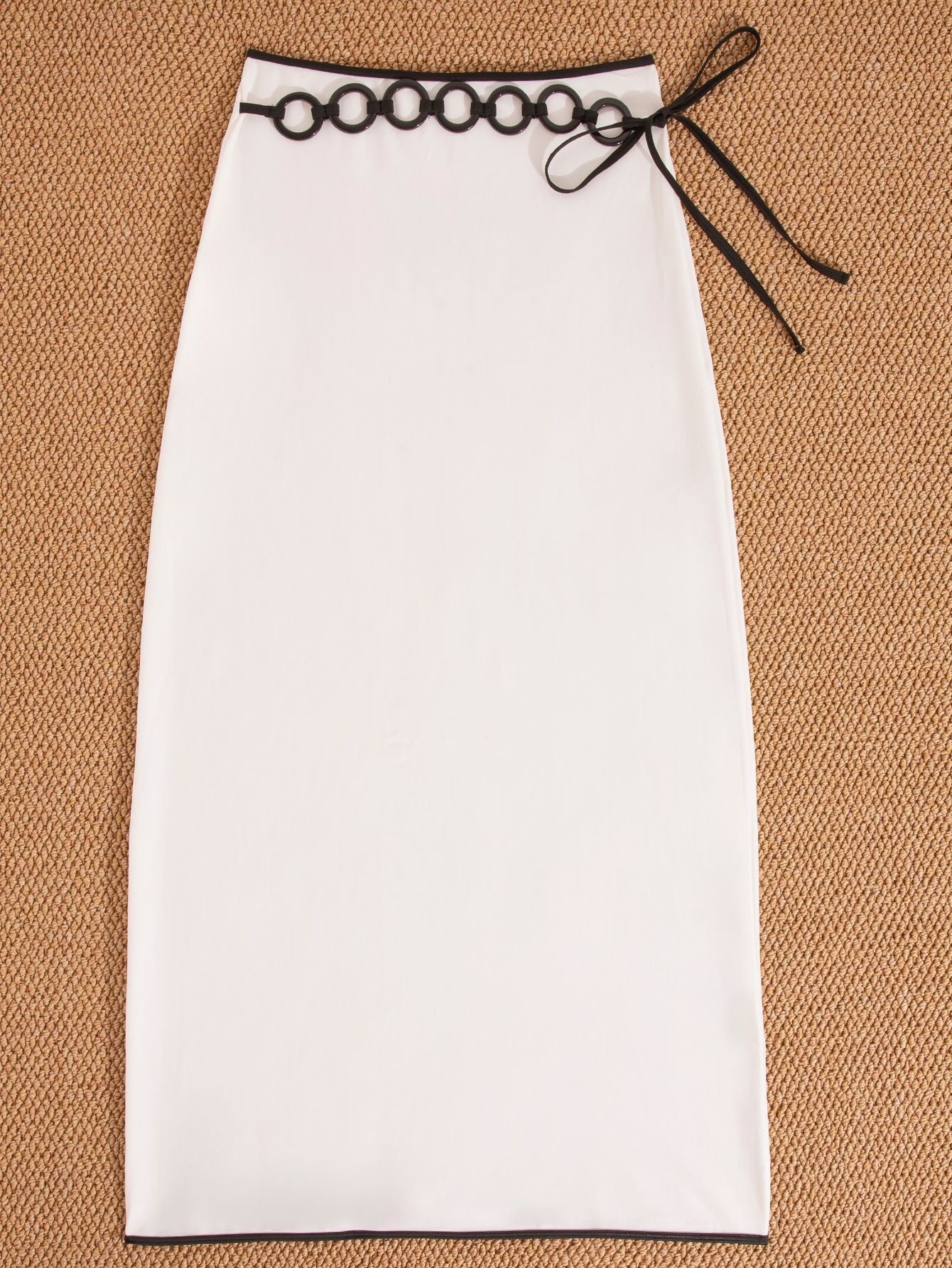 Clovis — White three-piece set
