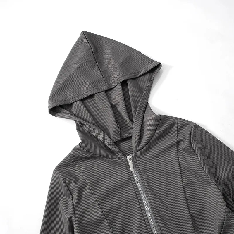 Long-sleeved zip-up jacket and skirt set