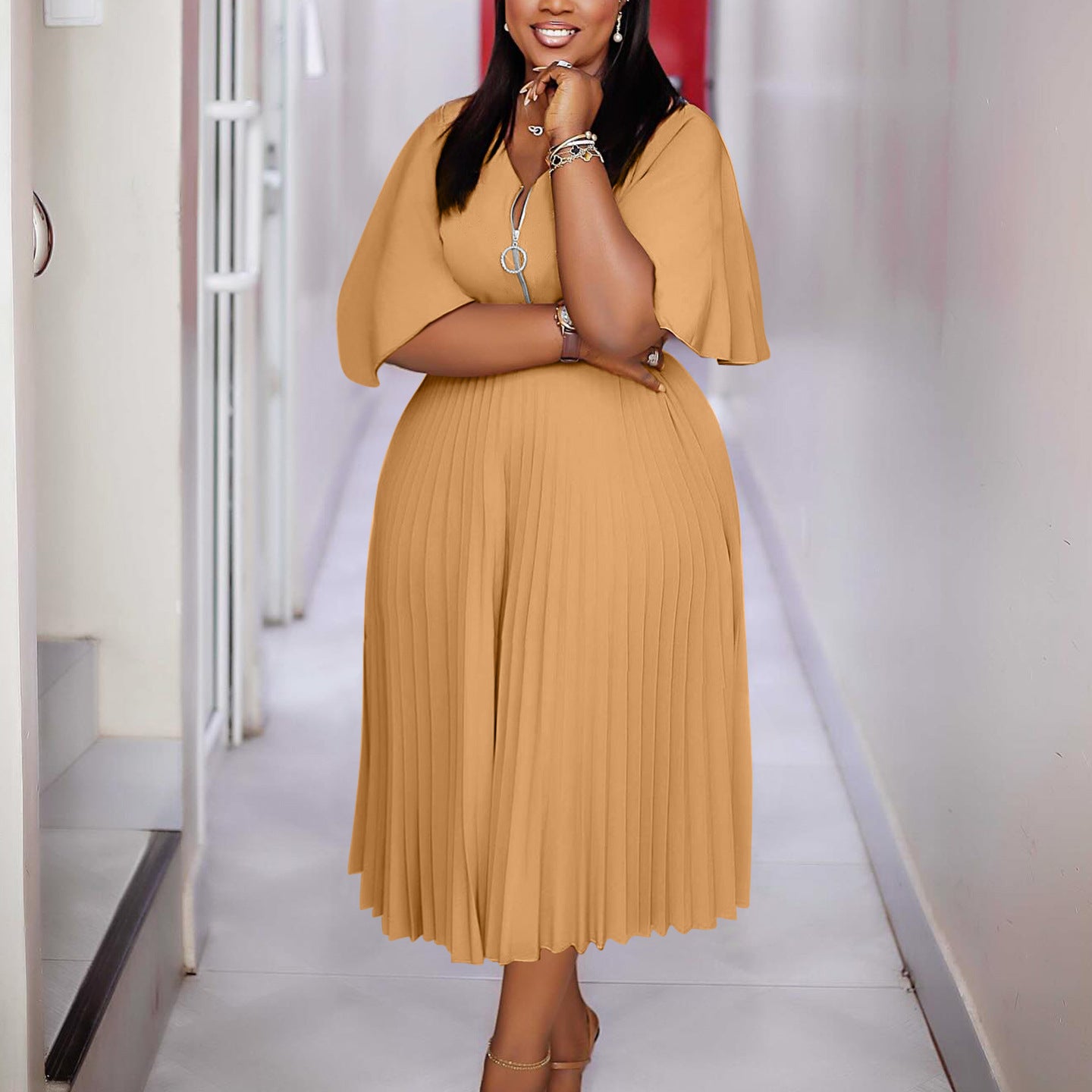 Robe Midi Plissée Grande Taille — Élégance Streetwear