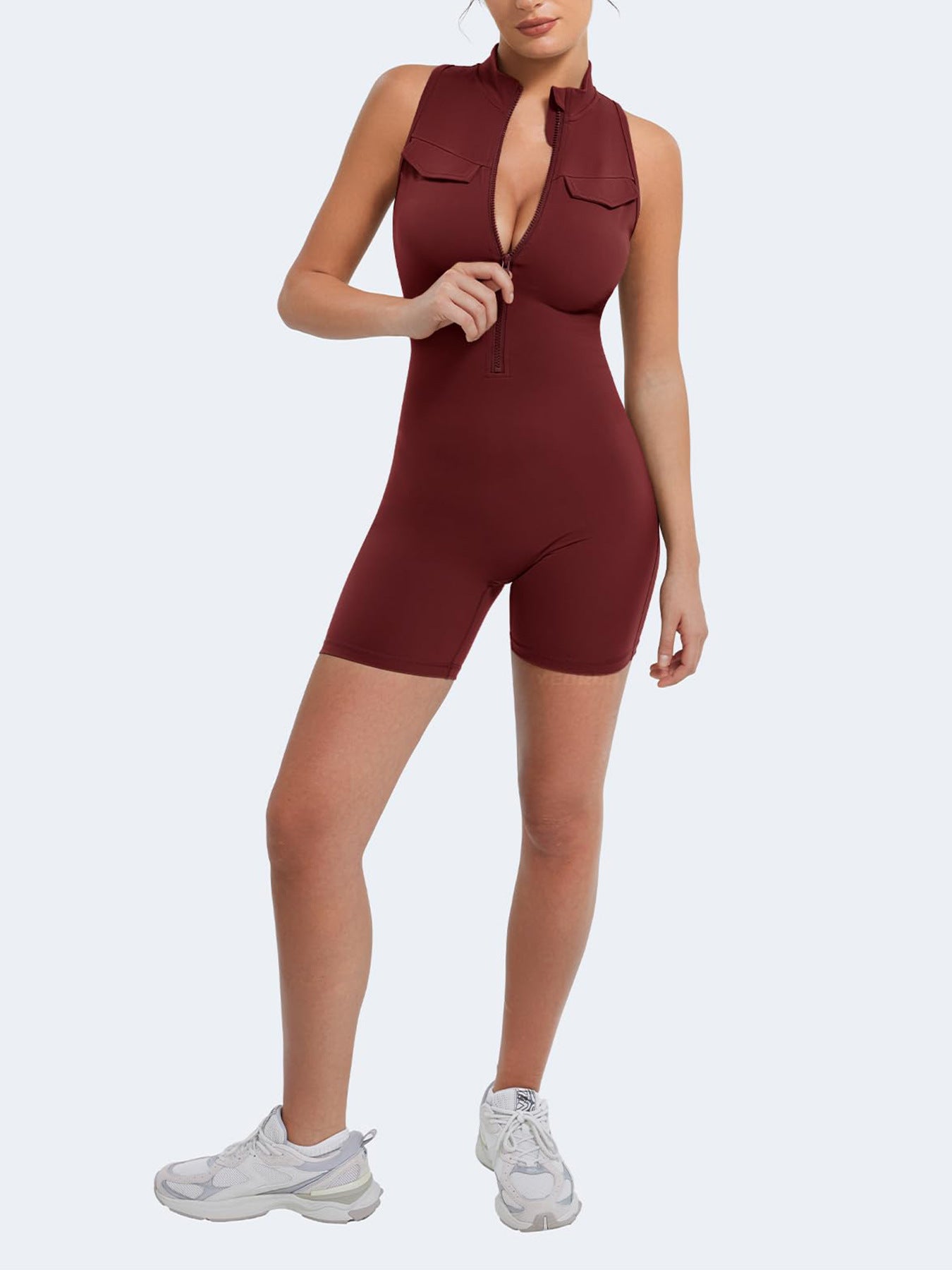 Bodycon zip-up romper – Sporty look