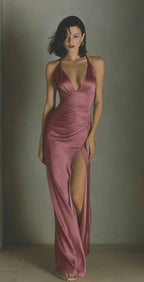 Robe longue satinée élégante — Ceinture noeuds et fente