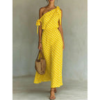 Robe asymétrique à pois imprimée - Élégance moderne