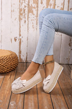 Platform shoes with bow
