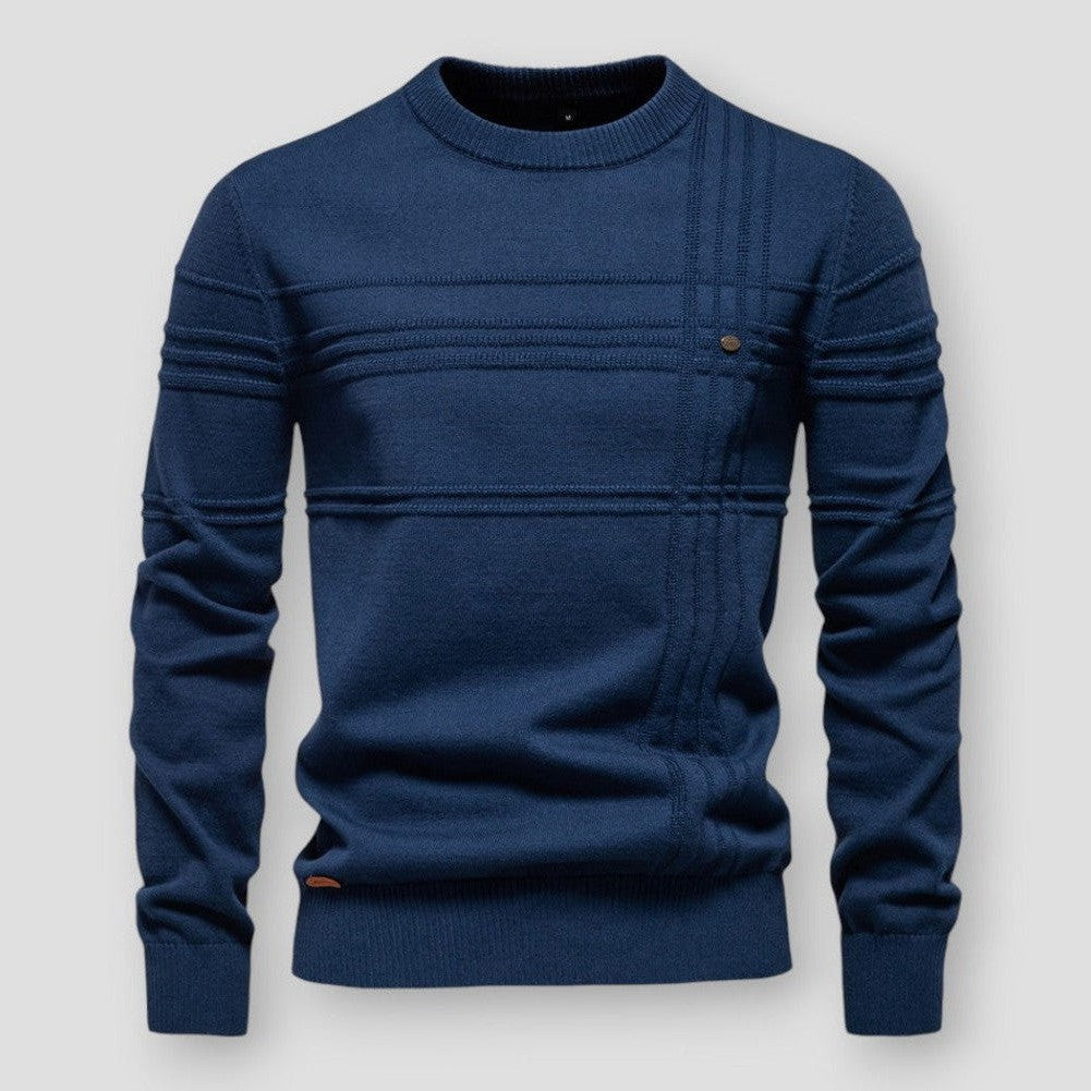 Men's classic crew neck sweater, combining modern style and lasting comfort