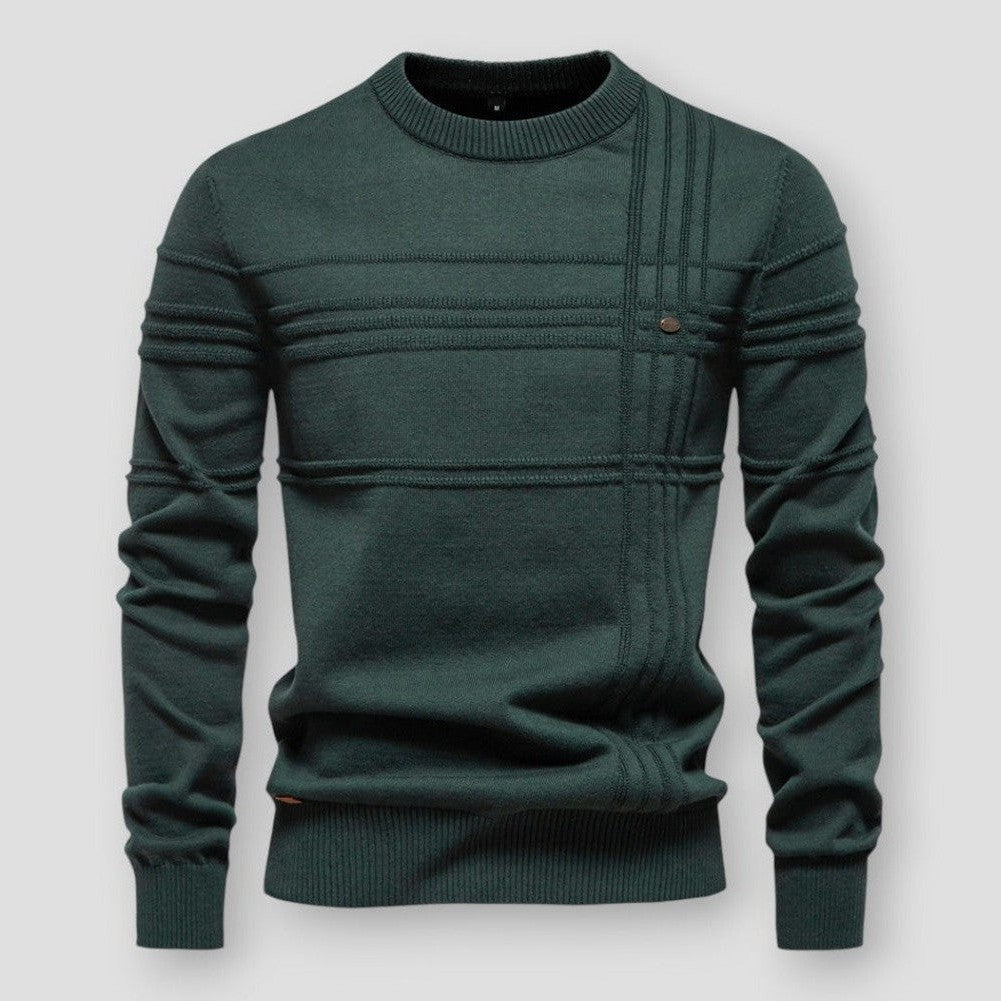 Men's classic crew neck sweater, combining modern style and lasting comfort