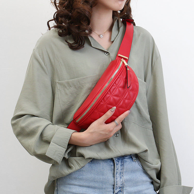 Hazel Checked Hip Bag | Robust and Practical