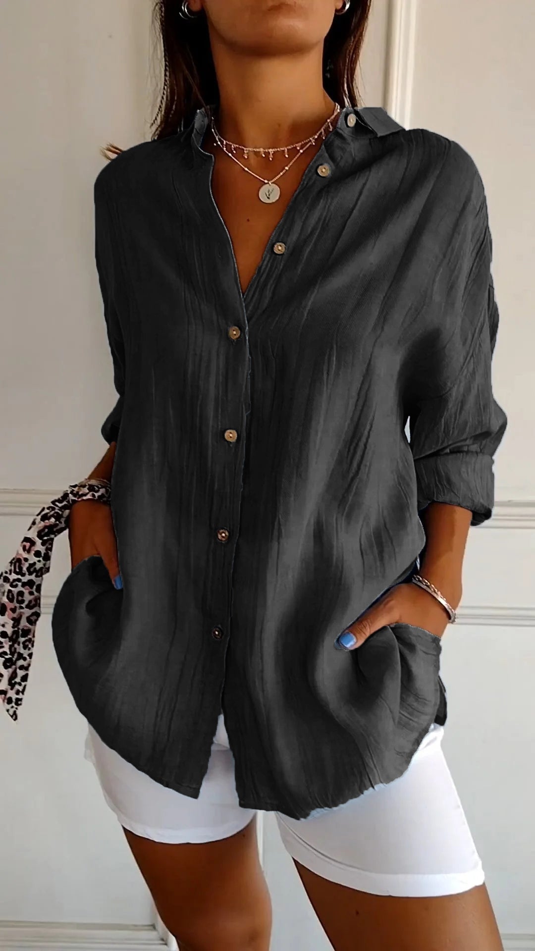 Women's lightweight button-up shirt, ideal for autumn
