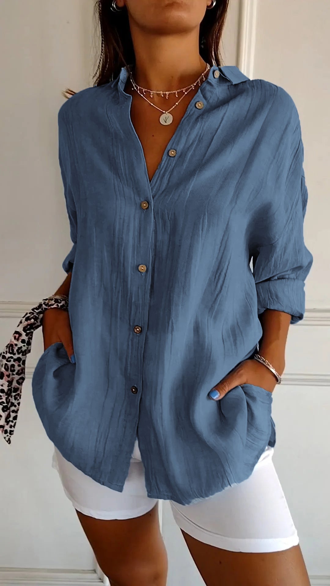 Women's lightweight button-up shirt, ideal for autumn