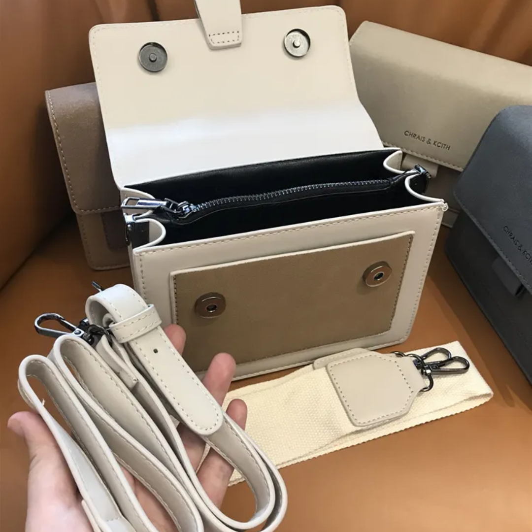 Kristel Shoulder bag| With practical flip opening
