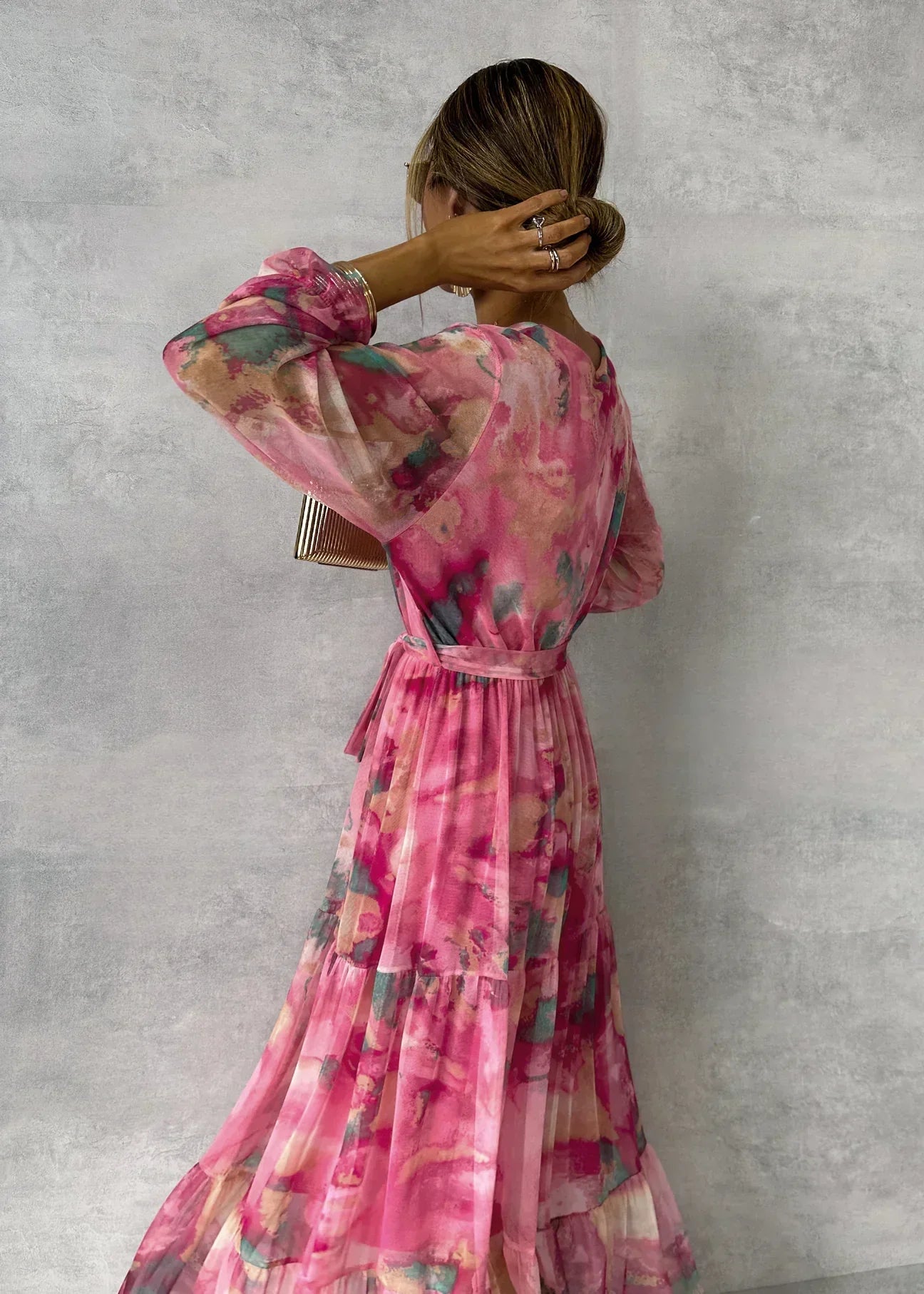 Women's long-sleeved summer dress - Modern and casual fashion
