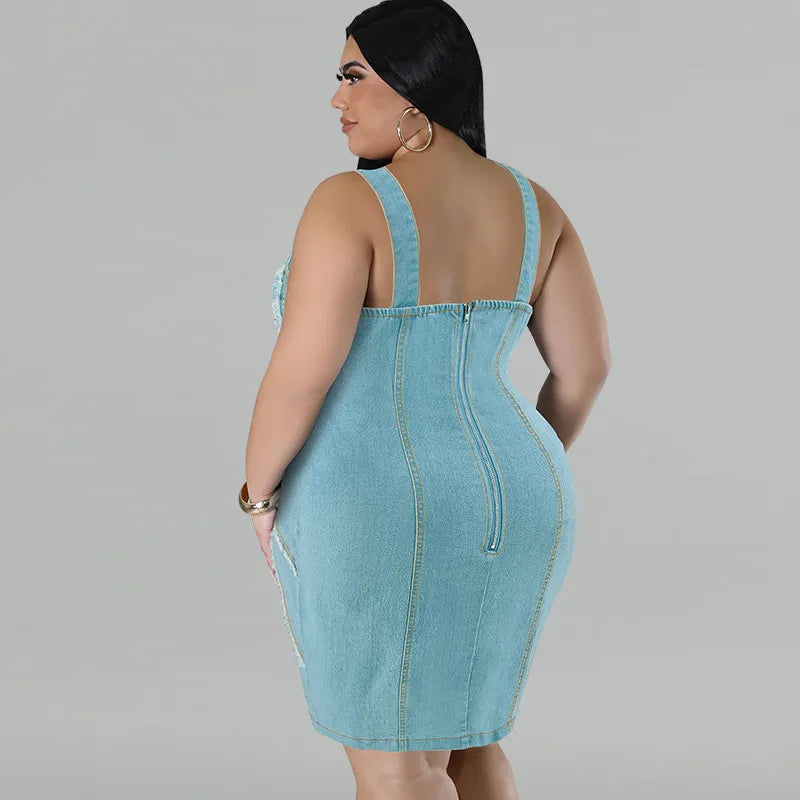 Short sleeveless denim dungaree dress