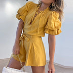 Ensemble haut manches bouffantes et short à lacets - Chic&Shines