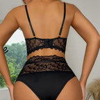 Ensemble lingerie en dentelle avec anneau de jambes