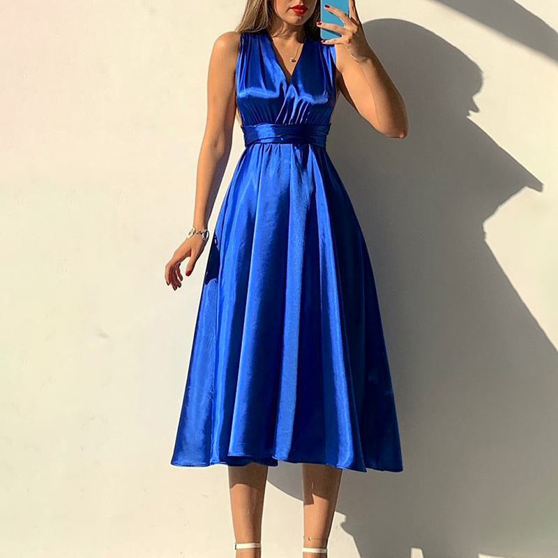 Robe de soirée mi-longue en satin dos nus croisée - Chic&Shines