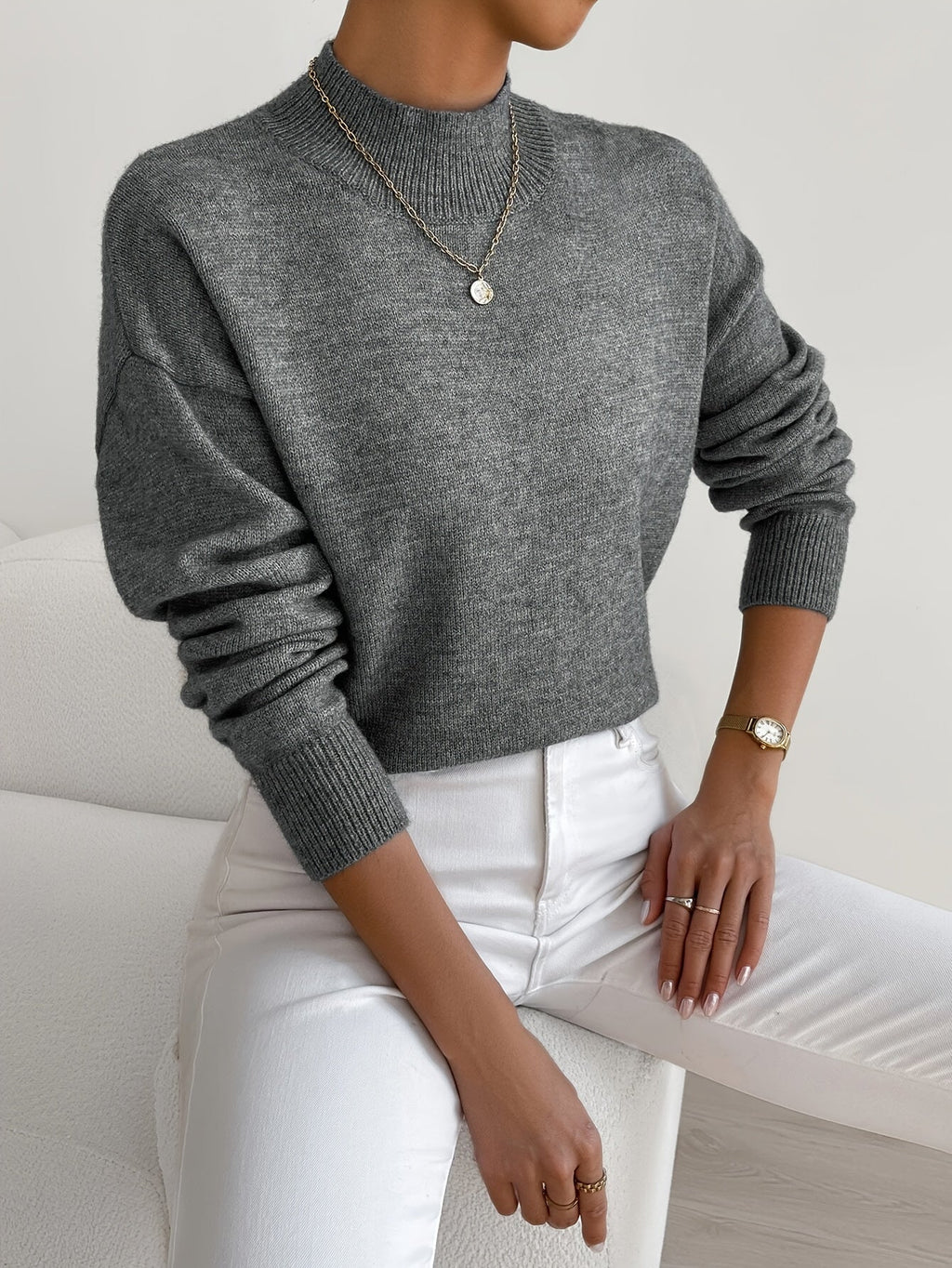 Pull à col montant confortable pour femme, idéal pour le printemps