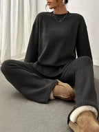 Women's Knitted Loungewear Set – Soft Beige Two-Piece Sweater and Pants for Cozy Comfort