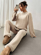 Women's Knitted Loungewear Set – Soft Beige Two-Piece Sweater and Pants for Cozy Comfort
