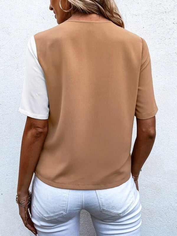 Two-tone V-neck short sleeve blouse