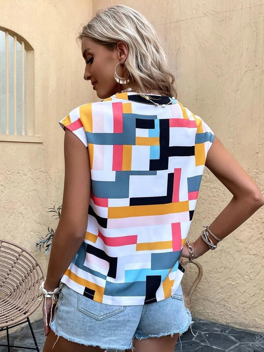 High V-neck top with multicolored print