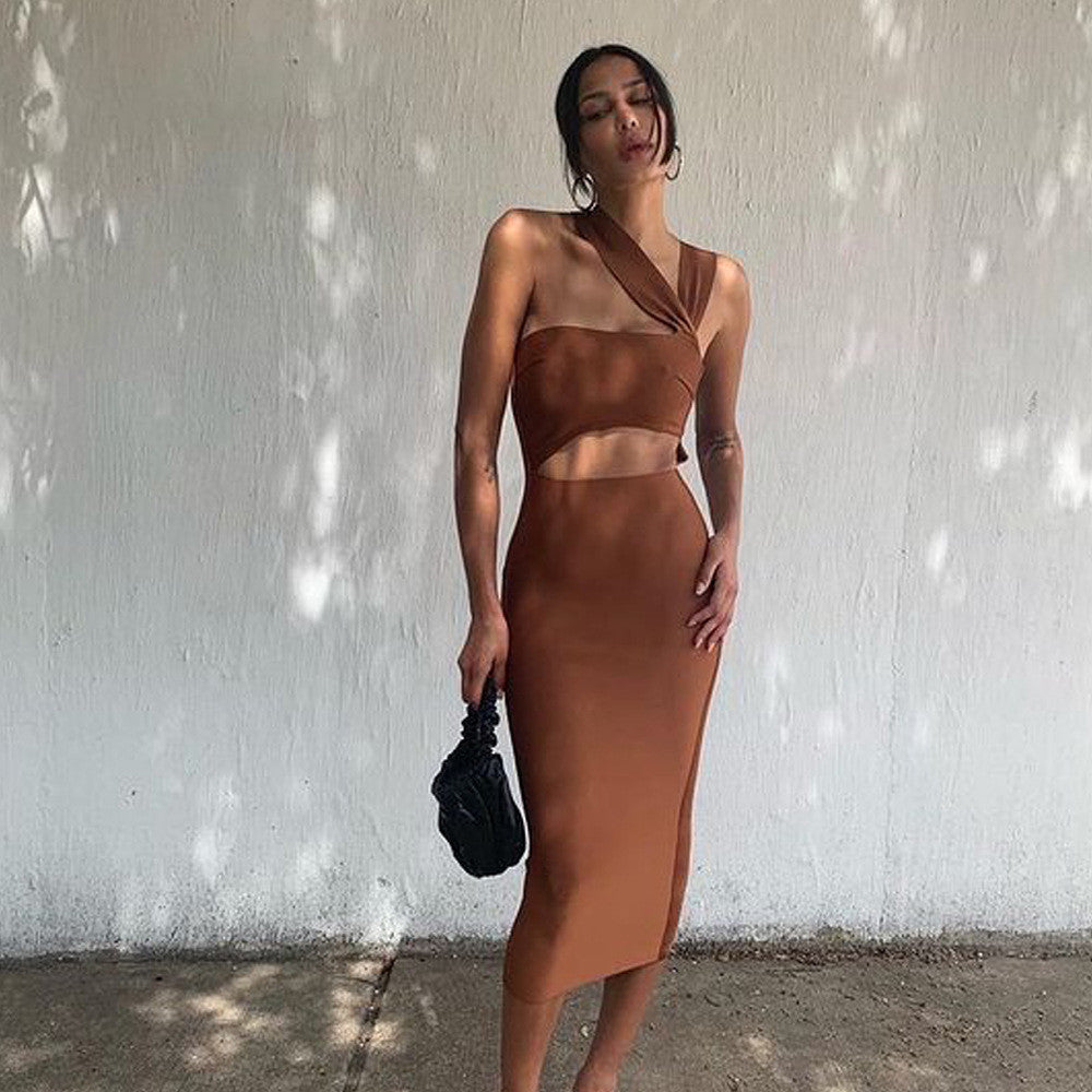 Robe longue moulante bustier à bretelle asymétrique