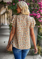 Floral print short-sleeve ruffle blouse