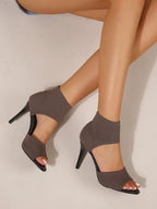 Talon aiguille à bout ouvert - Chic&Shines