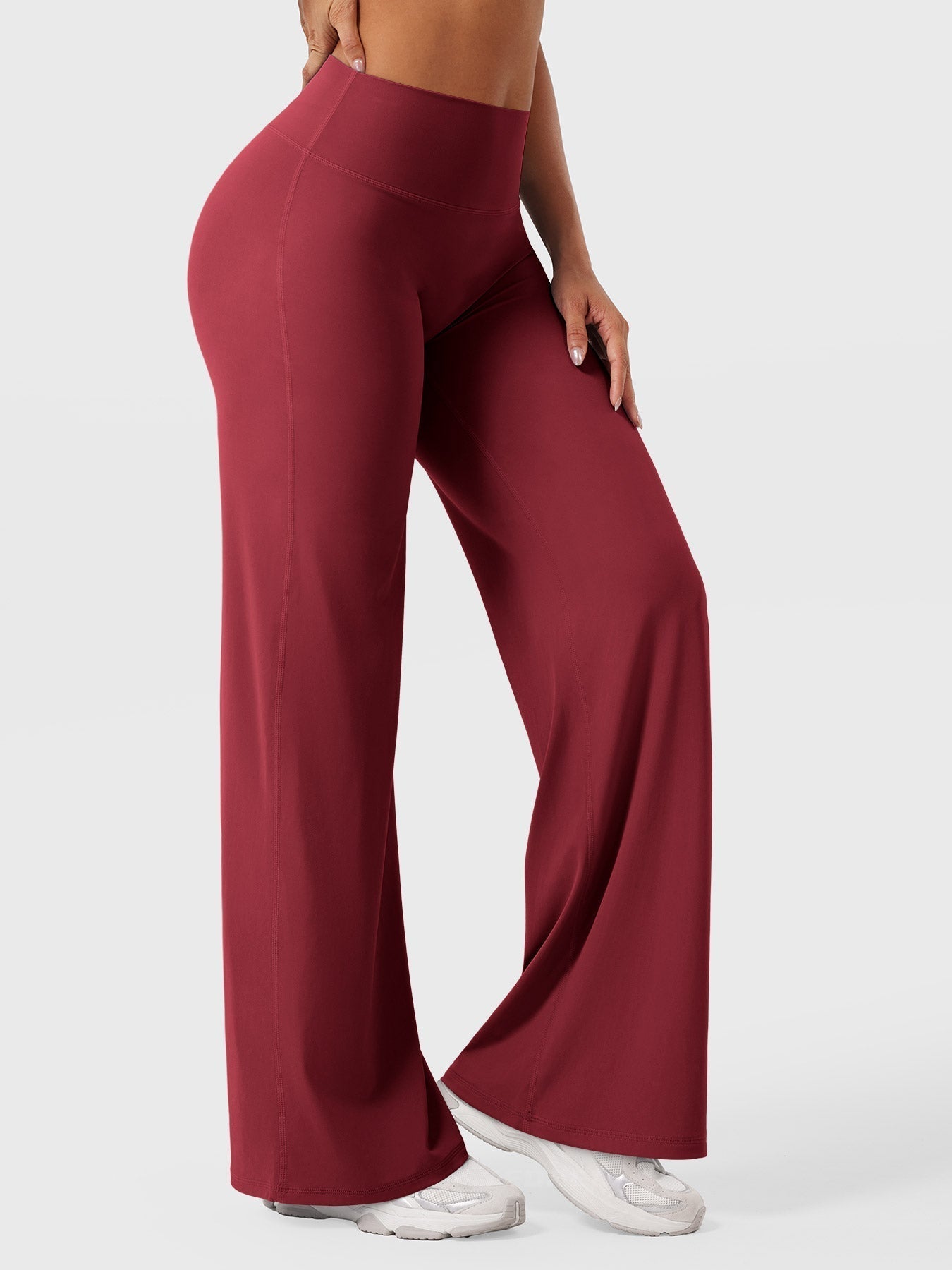 Pantalon évasé taille haute – Coupe droite stretch épousant les hanches