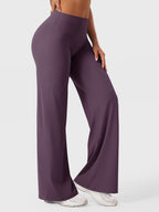 Pantalon évasé taille haute – Coupe droite stretch épousant les hanches