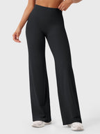 Pantalon évasé taille haute – Coupe droite stretch épousant les hanches
